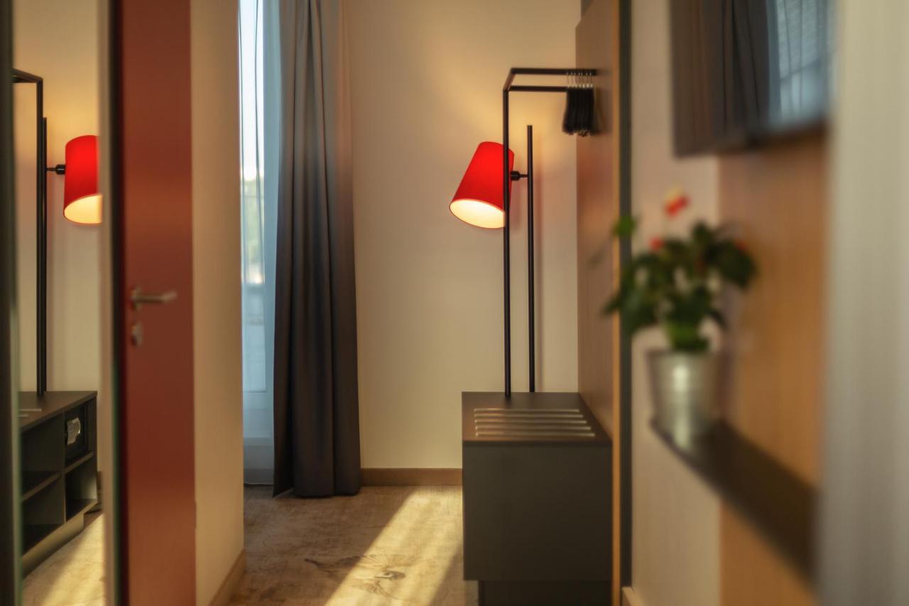 Holiday Inn - The Niu, Sparrow Regensburg By Ihg Exterior photo